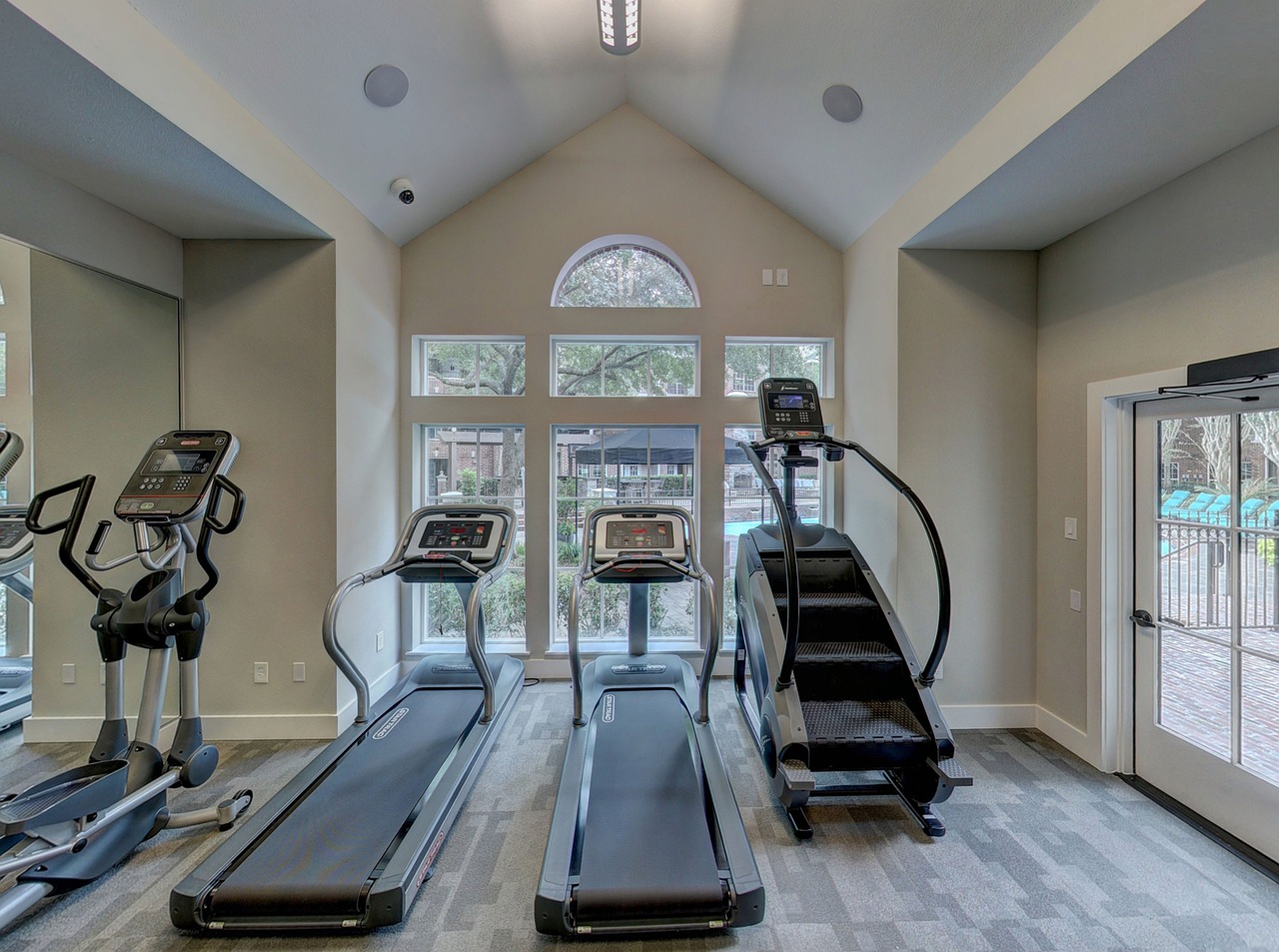 effektives home workout für alle fitnesslevel – trainiere bequem zu hause mit einfachen übungen und verbessere deine gesundheit und fitness.